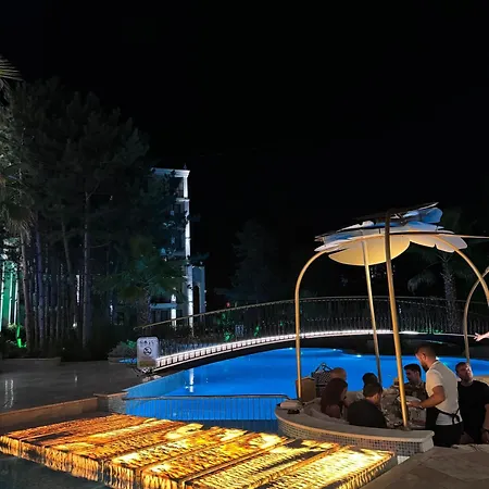Апартаменти Harmony Grand - Gut *